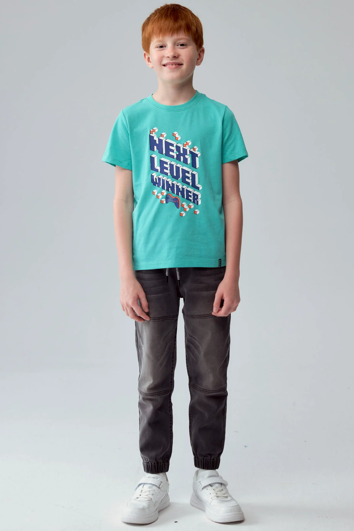 Polera Niño Básica Estampada Verde Claro - Imagen 4